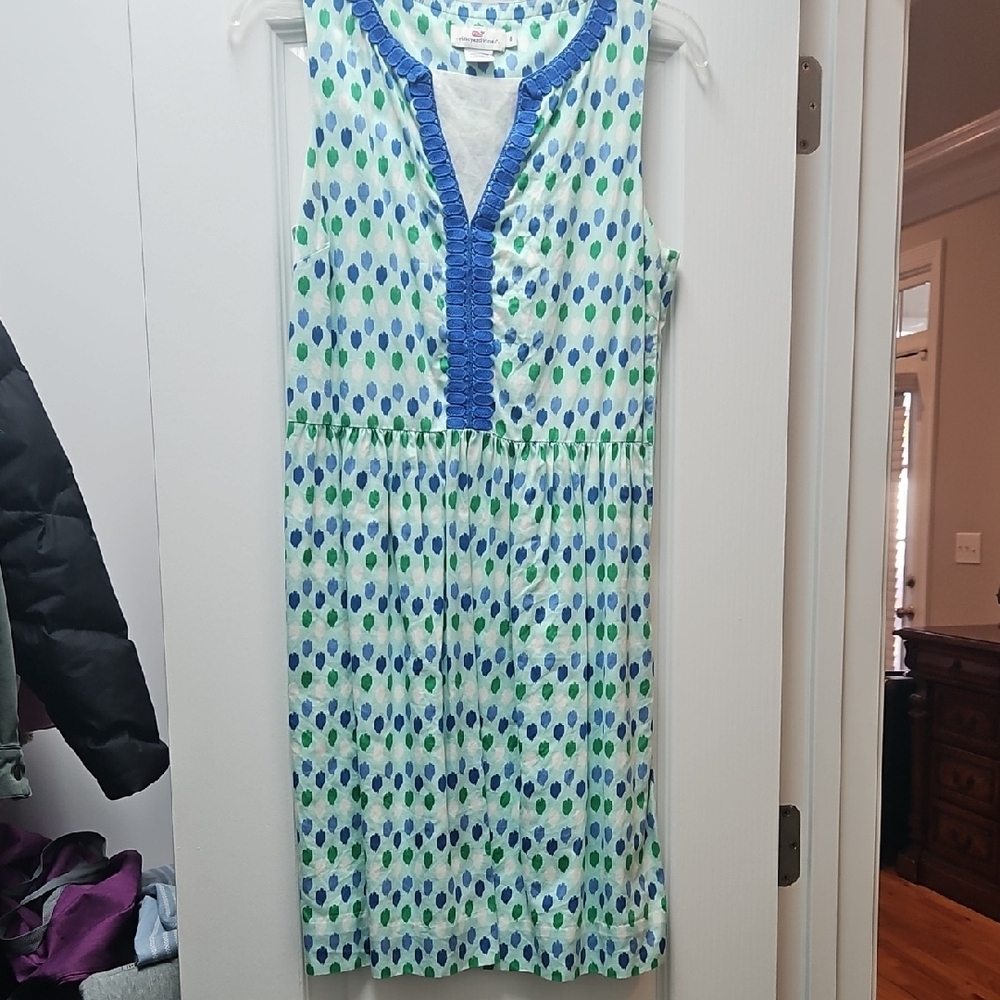 Vineuard Vines Sleeveless Polka Dot Dress with Blue Trim